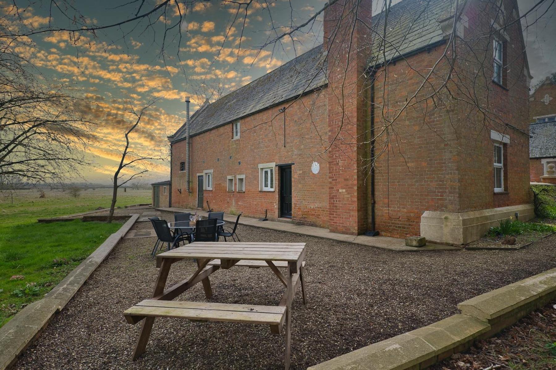 Enholmes Coach House Vila Kingston upon Hull Exterior foto